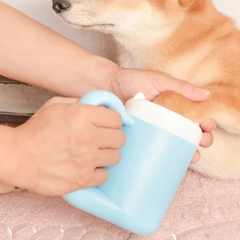 

New Pet Cat Dog Foot Clean Cup Cleaning Tool Silicone Washing Brush Paw Washer French Bulldog Pug Supplies Pet Accessories HOT
