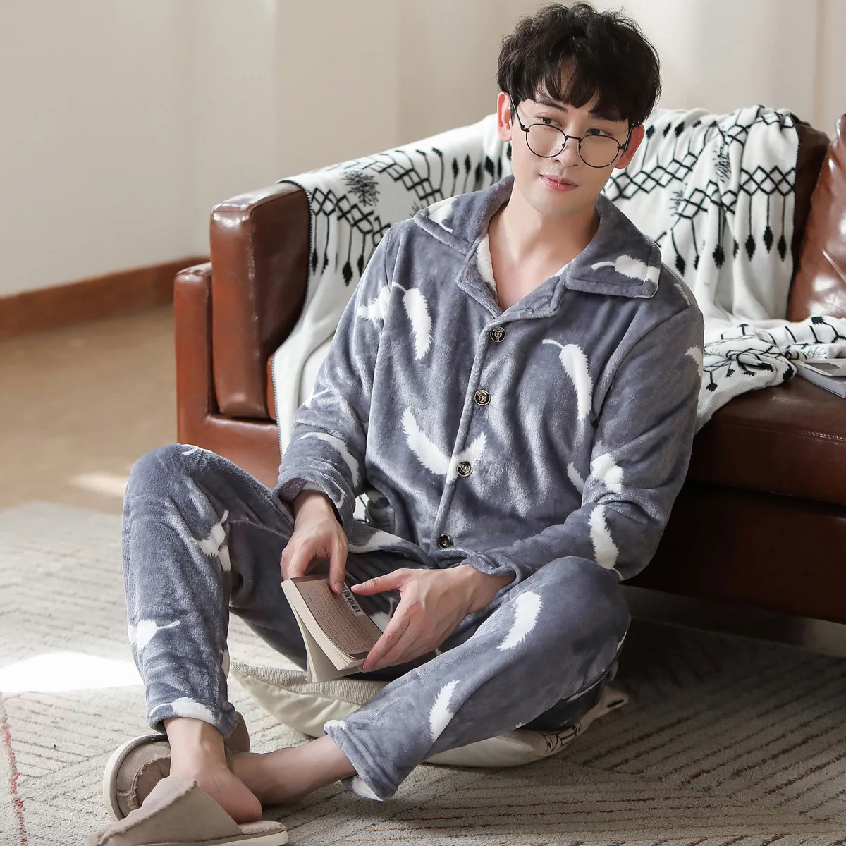 Winter Thicken Warm Soft Flannel Pajamas Men Long-sleeved Sleepwear Pijama Couple Homme Nightwear Cardigan Pyjamas mens sleep wear Pajama Sets