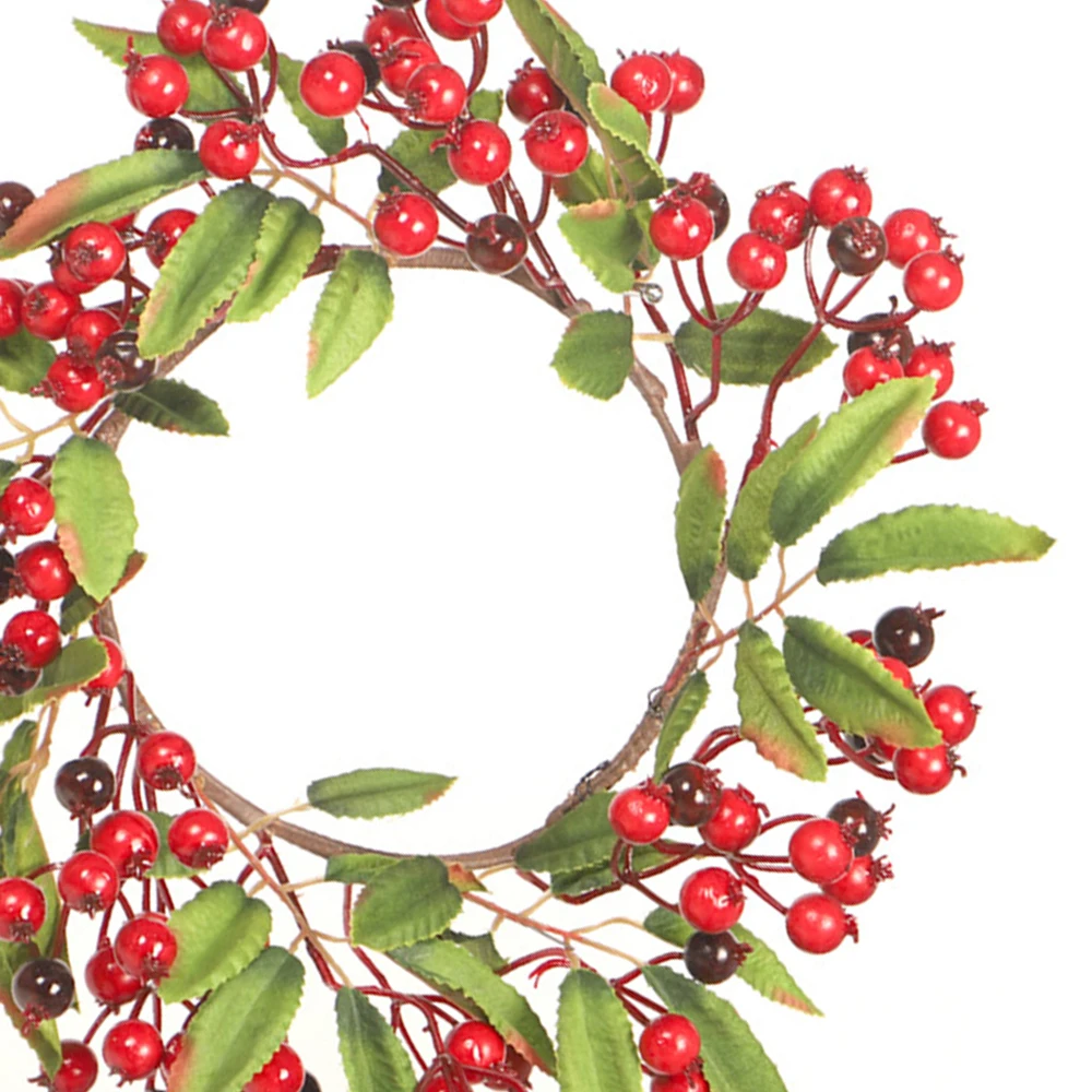 Artificial Flower Christmas Red Fruit Vine Circle Big Pine Cone Wreath Wreath Christmas Handmade Red Fruit Decoration Door Hang