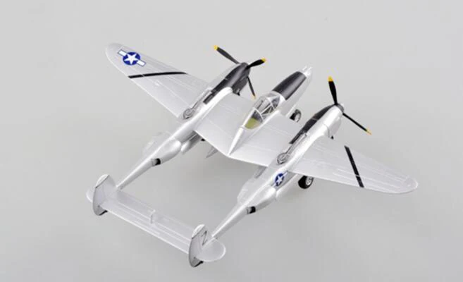 Трубач 1: 72 Второй мировой войны Американский P-38 истребитель 36432 Готовая модель продукта