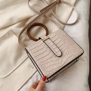 

2020 High Quality Luxury Spring Summer Fashion New Temperament Round Wood Handle Flap Handbag Lady All Match Bag