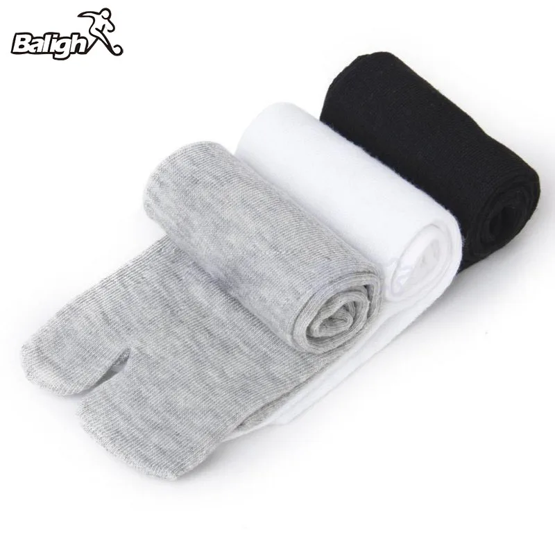 

Flip Flop Sandal Split Toe Running Socks Tabi Ninja Geta 3 Pairs Socks