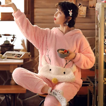 

2020 winter flannel ladies cartoon print pajamas can be worn outside pajamas 2 sets of coral fleece hooded collar home wear