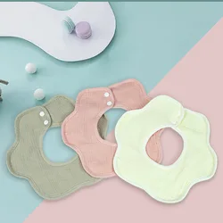 Bavoir à 4 couches en coton pur pour bébé, serviette respirante en forme de pétales rotatifs à 360 °, avec bouton de salive réglable, 25x27cm 