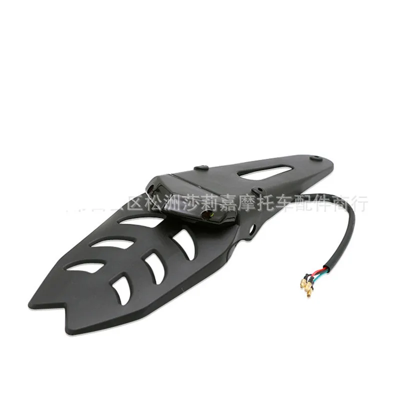 10629598376_826527398