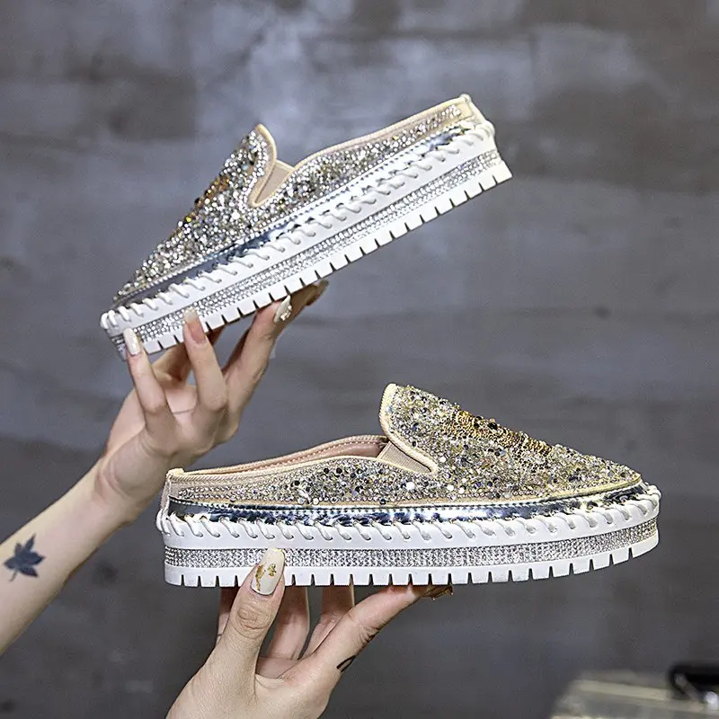 Туфли женские на плоской подошве с кристаллами рисунком медведя | Обувь