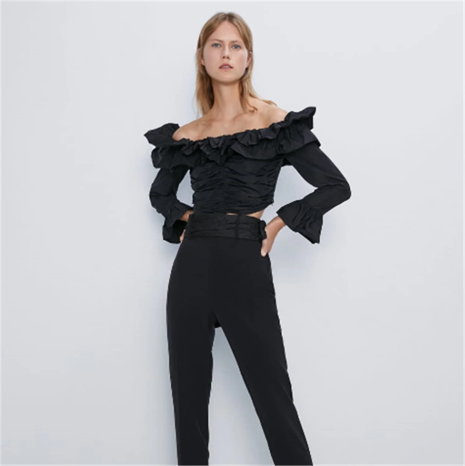 

2019 ZA Shirts Fashion New Autumn Women's Pleated Decorative Short Coat Bohemian Wide Collar Coat Classic Black Sexy Short Coat