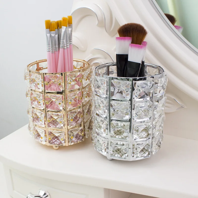

Creative Metal Makeup Organizer Brush Holder Box Crystal Jewelry Storage Tube Eyebrow Pencil Holder Cosmetic Desk Storage Box