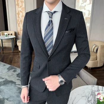 

2020 spring new personality dot thin line casual suit suit men's slim Korean fashion handsome British business casual style suit