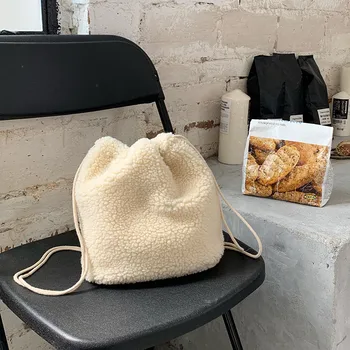 

Korea Stlye cute women Bucket bag Winter new soft wool plush girl Crossbody bag white Female Messenger bags big bolsa feminine