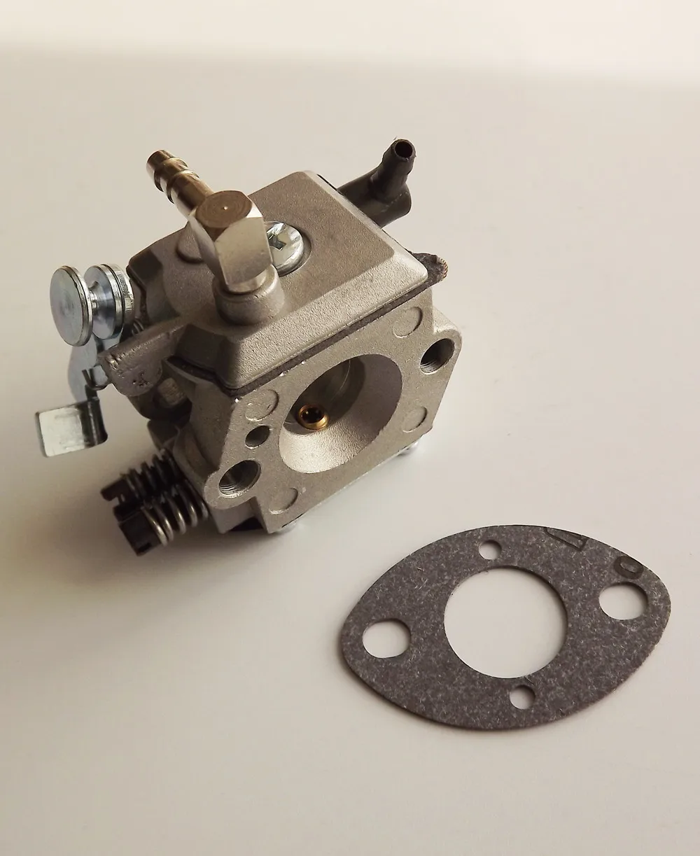 New Carburetor For Stihl 028 028AV Tillotson HU-40D Walbro WT-16B Chainsaw Carb New Carburetor For Stihl 028 028AV Tillotson HU-40D Walbro WT-16B Chainsaw Carb