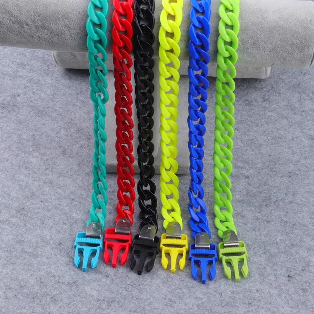 Acrylic Necklace and Bracelet Set 4