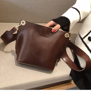 

Vintage Chic Solid Bucket Bag Women High Capacity Shoulder Handbags Ins Clear Purse Luxury Designer Ladies Crossbody Bags 2020
