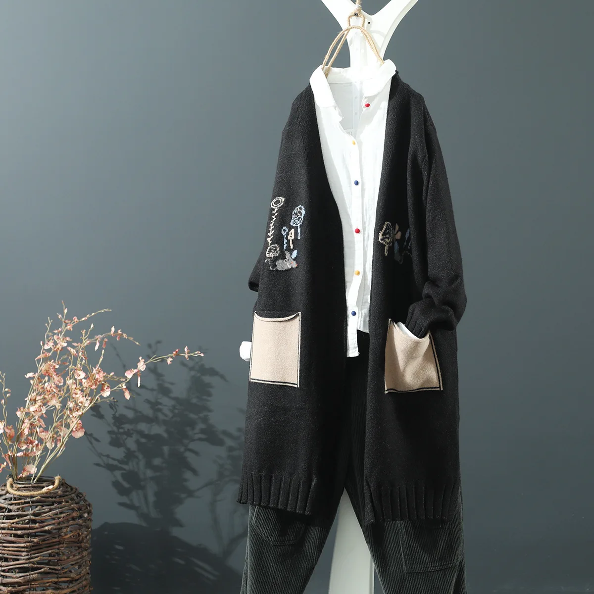 Осенний Женский вязаный кардиган в стиле ретро новинка с цветочной вышивкой