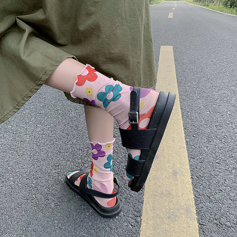 

Woman Socks 1 Pair 2019 Spring New Fashion Socks Flower Women Soft Cute Long Socks For Women Mesh Thin Socks