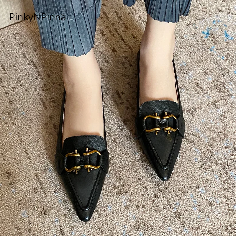 

2020 runway style women genuine leather pointed toe metal decor flat casual shoes black white plus size summer dress party shoes