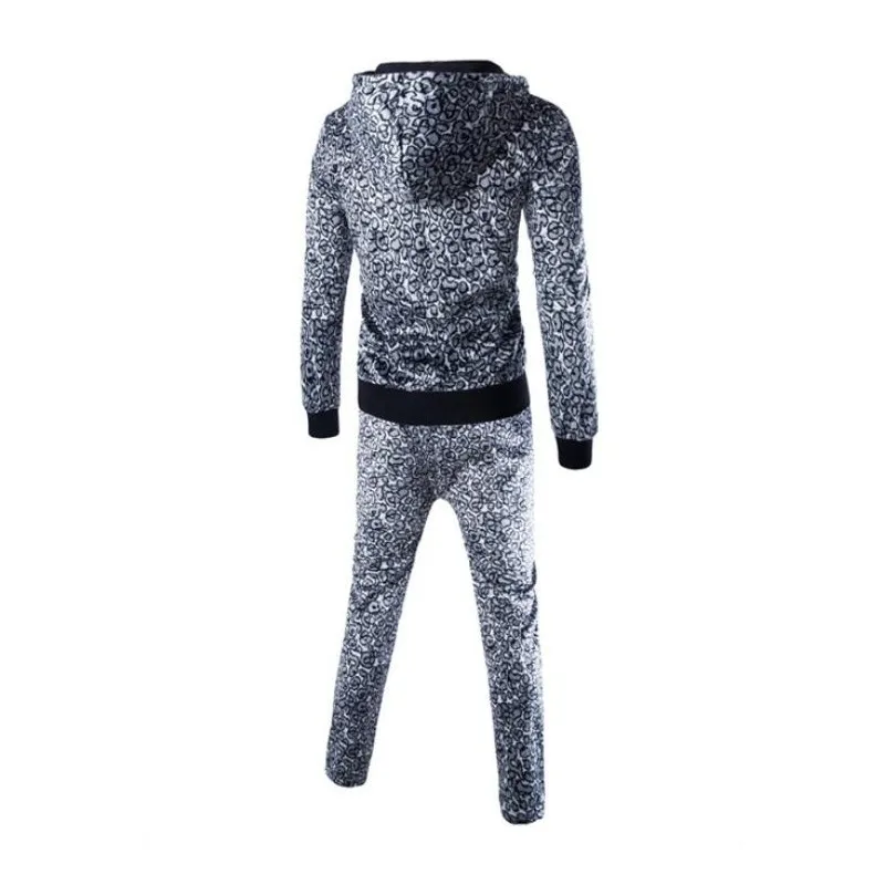 TIM0403165300_conew1