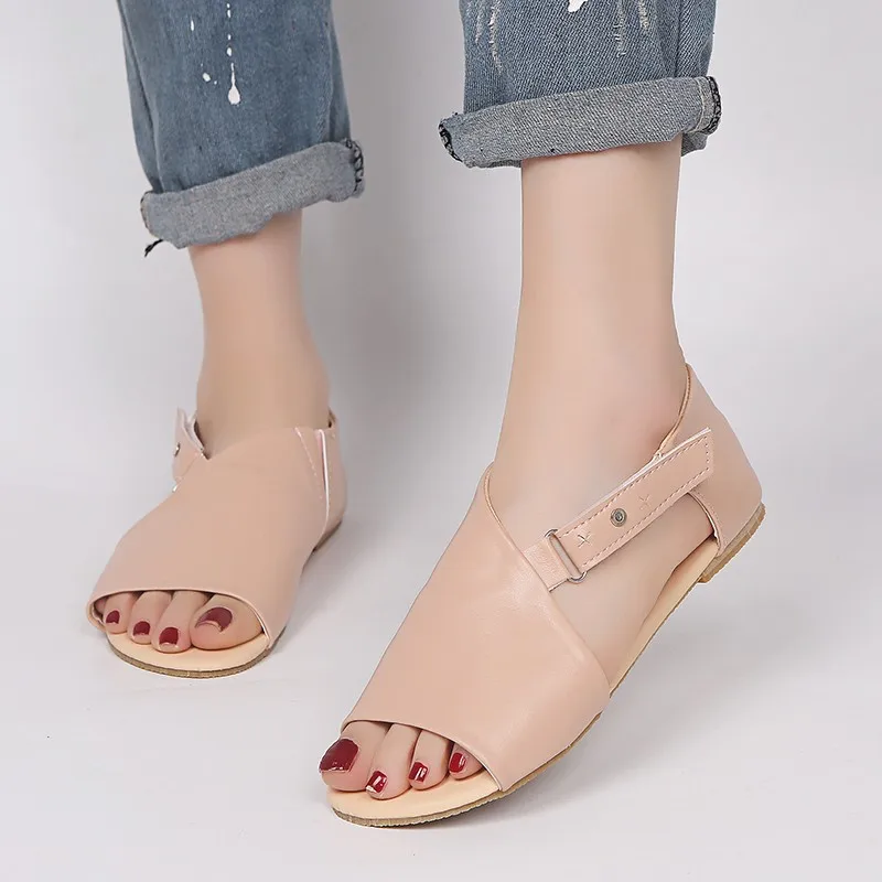 

Spring and summer 2019 Europe and the United States trade size 35-43 buckle flat-bottomed ladies fishmouth sandals