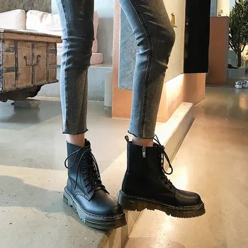 

European station leather Martin boots women's fall 2020 new zipper single lining breathable thick bottom short boots