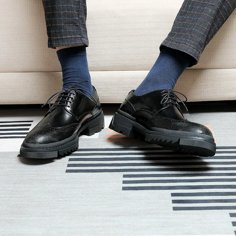 Г. Новая мужская обувь на толстой подошве с большим носком Повседневная обувь из натуральной кожи мужские деловые модельные туфли оксфорды с перфорацией типа «броги» на шнуровке