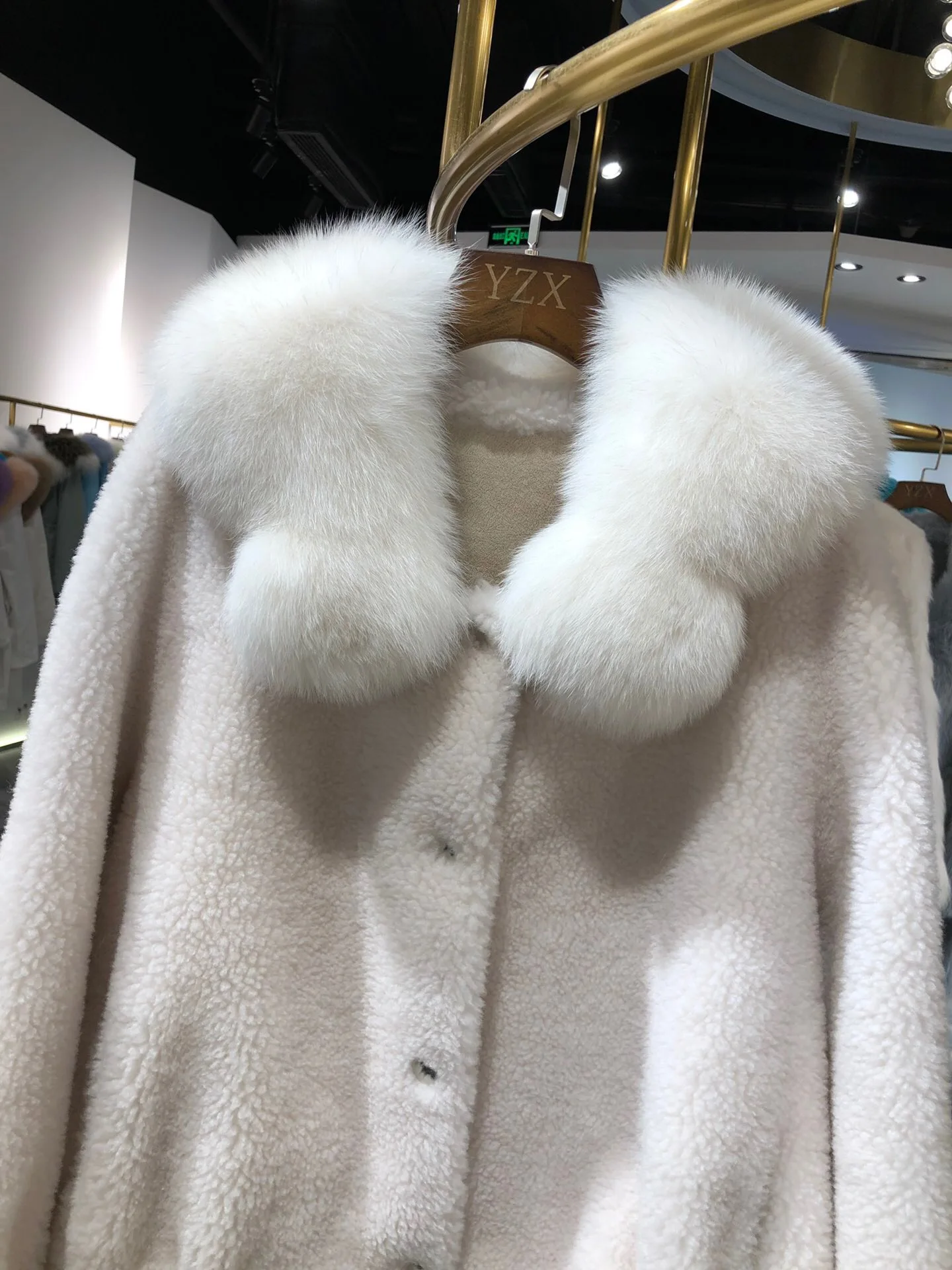 Мех шерсть плед плюшевое пальто для женщин Два цвета белый и темно-синий