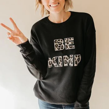 

Be Kind Leopard Women's Sweatshirt Kindness Slogan Cute Print Jumper Crewneck Pullover Blakc White Hoodies