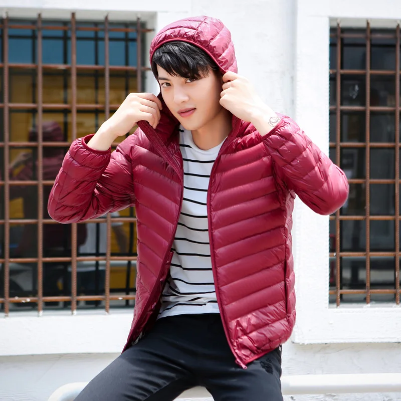 

2020 Ultra Thin Down Jacket Men Hooded Plus Size Duck Down Coat Winter Autumn Mens Puffer Jacket Plumon Hombre KJ3618