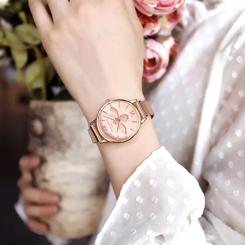 

luxury Women Watches 2019 New Fashion Women Watches bee Watch Casual Leather Quartz Wrist Watch Clock Gifts   