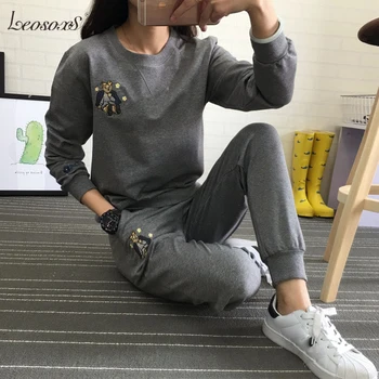 

Hot Autumn Winter Tracksuit Long Sleeve Embroidery Cotton Sweatshirts 2019 Women 2 Piece Set Tops+Pants Sporting Suit Female