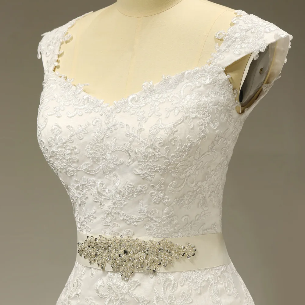 

Mermaid wedding dress sleeveless wedding Gown lace-up back marriage dress sashes lace dress chapel train vestido de noiva 2019