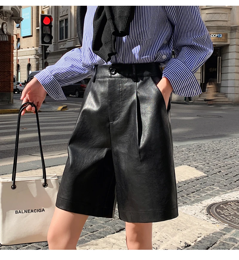 Back Buttons S-3XL Fashion PU Leather Shorts Women's Autumn Winter New 2019 Loose Five Points Leather Trouser Plus Size Shorts high waisted denim shorts