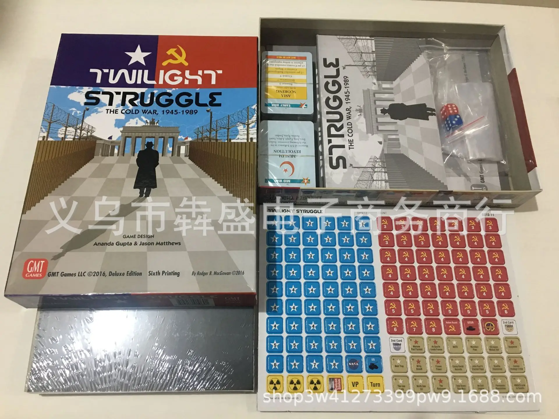 

Twilight Struggle the Cold War Hot Bucket English Version Desktop Board Game Hot Selling