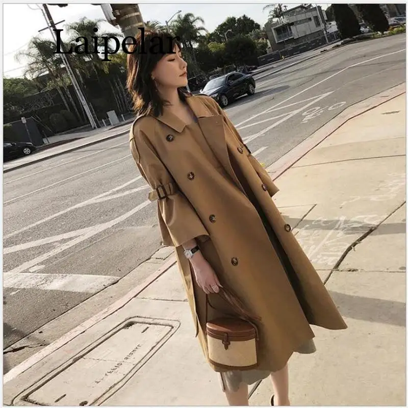 Рисунок 4 - Женская одежда 2019 осень/Осень