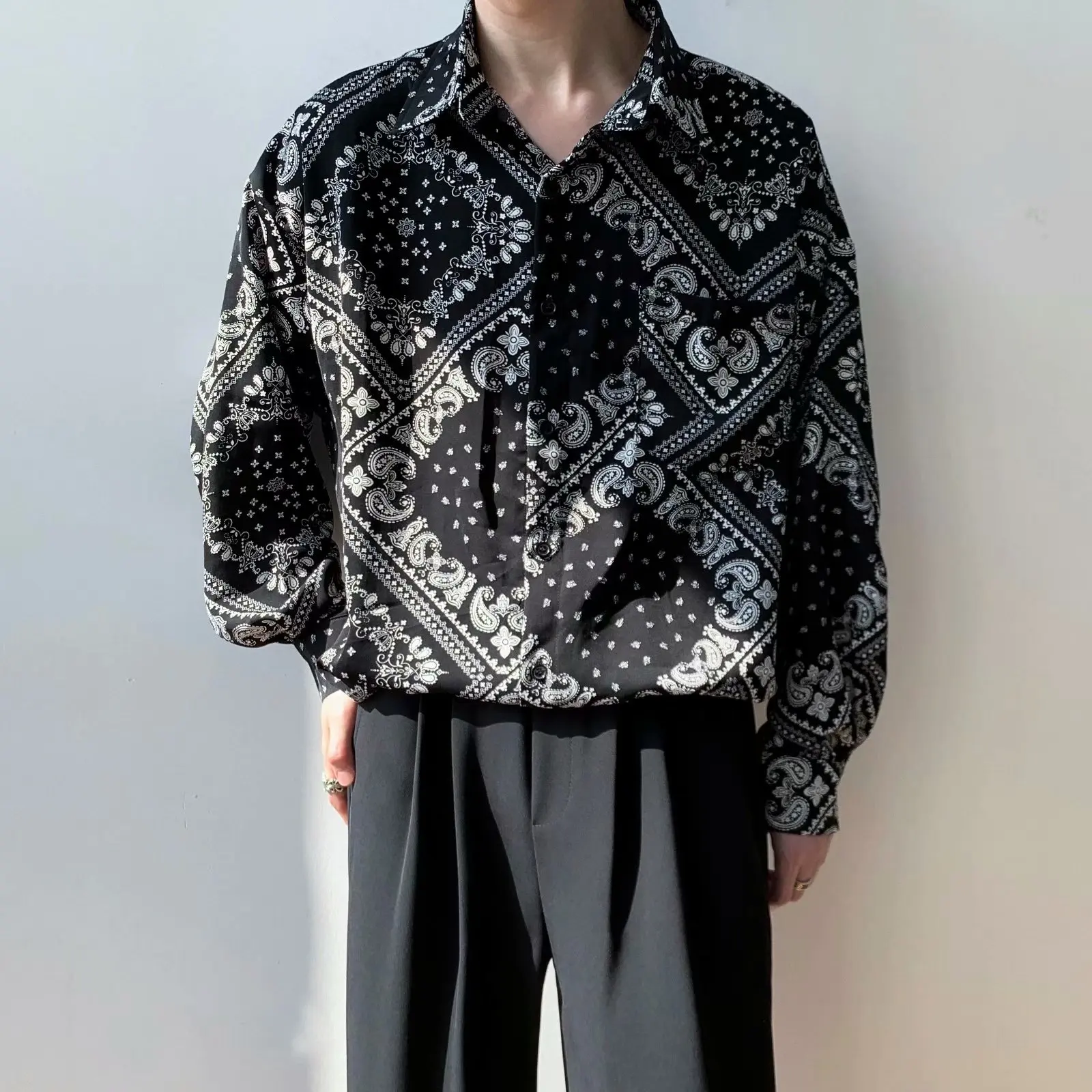 

Рубашка мужская оверсайз в стиле барокко, винтажная уличная одежда в стиле ретро, свободная Элегантная Модная этническая одежда, черная Дизайнерская одежда