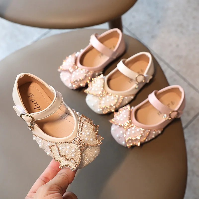 children's shoes for sale New Party Shoes For Kids Girls Childrens Pearl Rhinestones Shining Princess Shoes Baby Fashion Leather Flat Shoes For Wedding boy sandals fashion