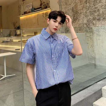 

EWQ / men's wear Asymmetry blue Stripe Shirt Short Sleeve Loose Irregular Both Sides hit color Clothes 2020 fashion design Y1327