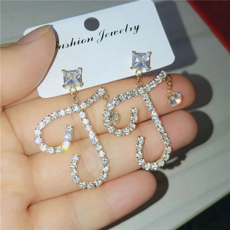 

New Arrival Long Drop Earrings for Women Imitate Pearl Dangle Earrings All Match Fashion Jewelry Accessories Gifts AEP072