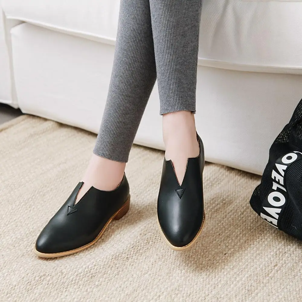 Новое поступление nueva moda de boca profunda zapatos de tacón bajo zapatos de mujer de talla grande cómodos zapatos casuales salvajes