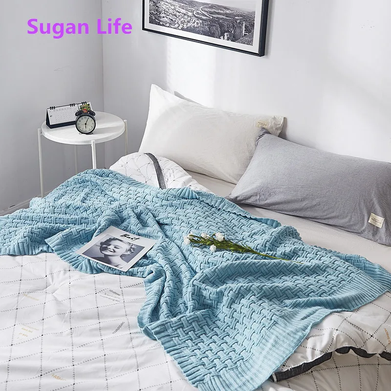 Простое вязаное одеяло Sugan Life в скандинавском стиле темно серое ворсовое
