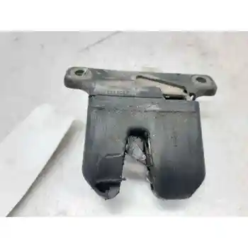 

8L0827505F trunk lock/PORTON SEAT TOLEDO (1M2)