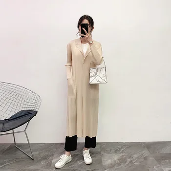 

Pleated Windbreaker Autumn And Winter 2019 New Style Apricot Long Windbreaker Women's Coat