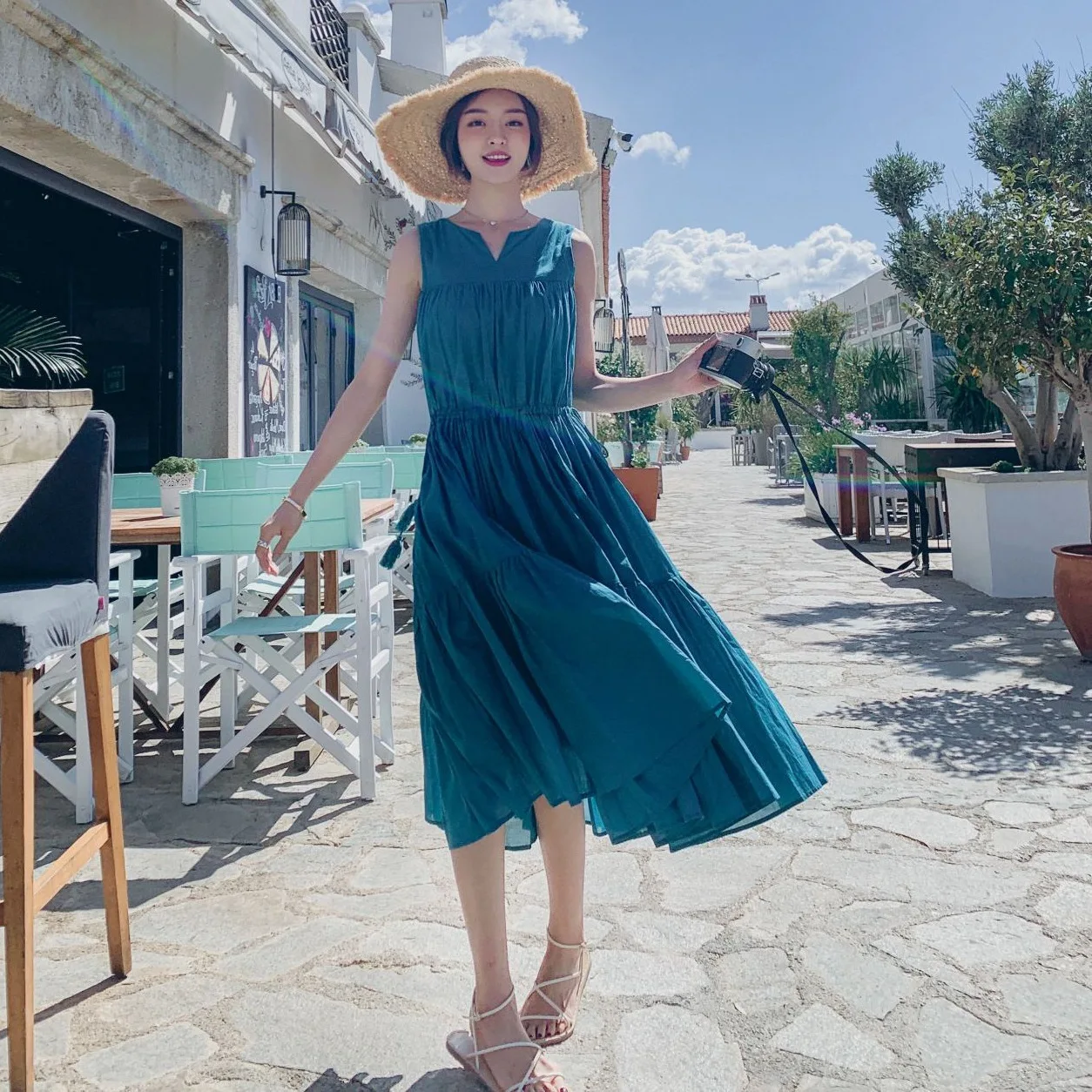 

Photo Shoot 2019 Summer Skirt Vacation Style Blue Small V-neck Sleeveless Vest Drawstring Waist Hugging Big Hemline Dress Women'