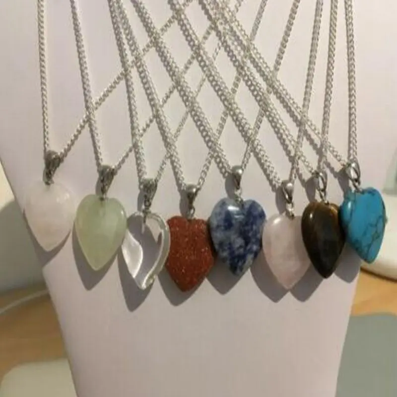 Ожерелье с натуральным камнем и сердечком винтажное Серебряное колье ожерелье