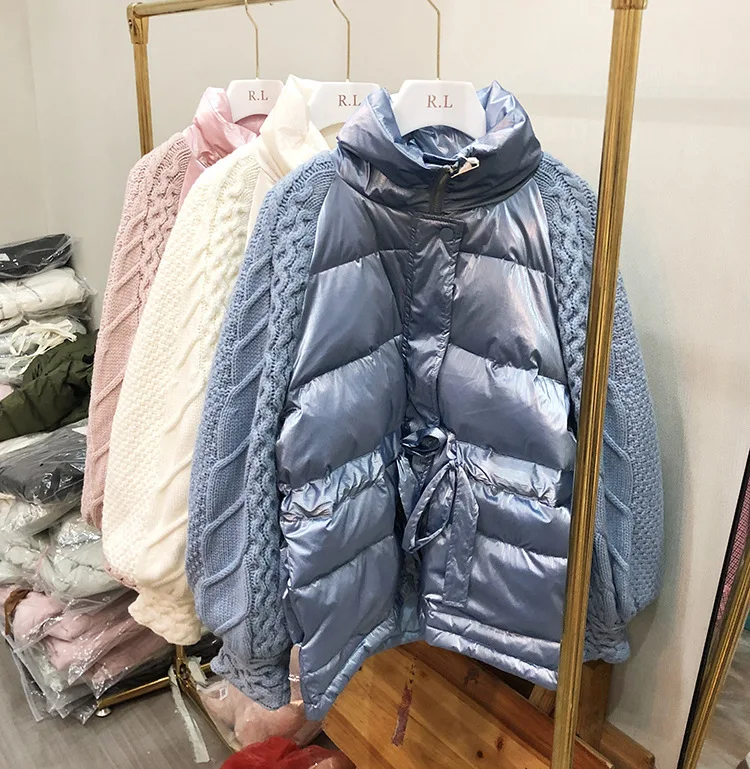 Dongdaemun стиль Шань Стиль Знаменитостей вязаный рукав соединение Талия обнимает похудение пуховик женский короткий рост пальто Fa