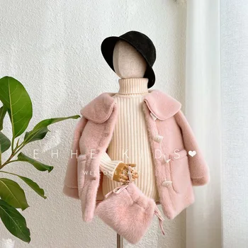 

Girls fur coat 20 winter new fashionable girl horns buckle fur coat short coat