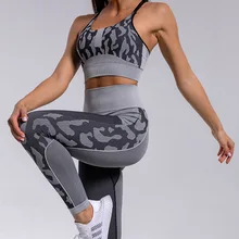 Conjunto de Yoga de dos piezas para mujer, ropa de entrenamiento elástica con estampado de camuflaje, conjuntos a juego, ropa de gimnasio de cintura alta, ropa deportiva