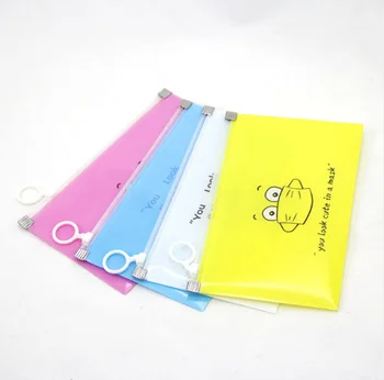 

New Cartoon Dustproof Mask Organizer Storage Bag student Portable Reuse Travel Moisture-proof Mouth Face Cover Container Case