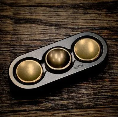 Titanium-Brass lock Мини-Спиннер в форме скругленного прямоугольника, плавное вращение, ручной Спиннер из титанового сплава, латунный замок, EDC, взрослые, страдающие СДВГ, антистрессовая игрушка - Цвет: Titanium-Brass lock