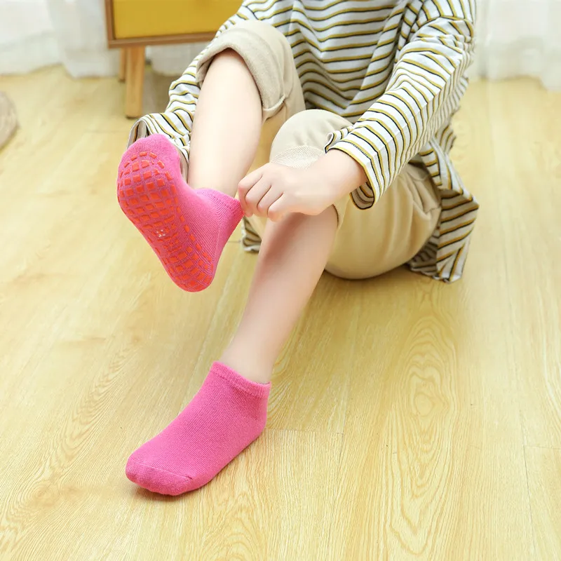 Летние тонкие детские носки-тапочки противоскользящие носки для дома, парка развлечений, раннее образование, носки для занятий йогой для взрослых