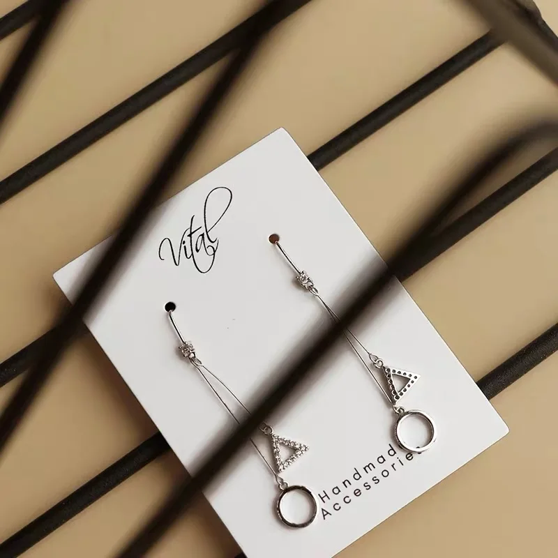 

Earing tag cute fashion cartoon printing Hang Tags